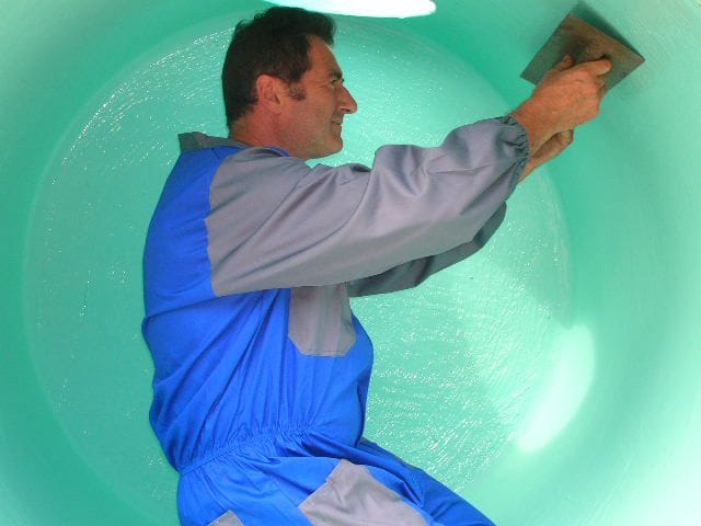 شركة لتنظيف الخزانات
