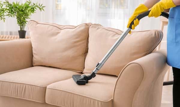 خدمات تنظيف الكنب والأثاث ابو ظبى
